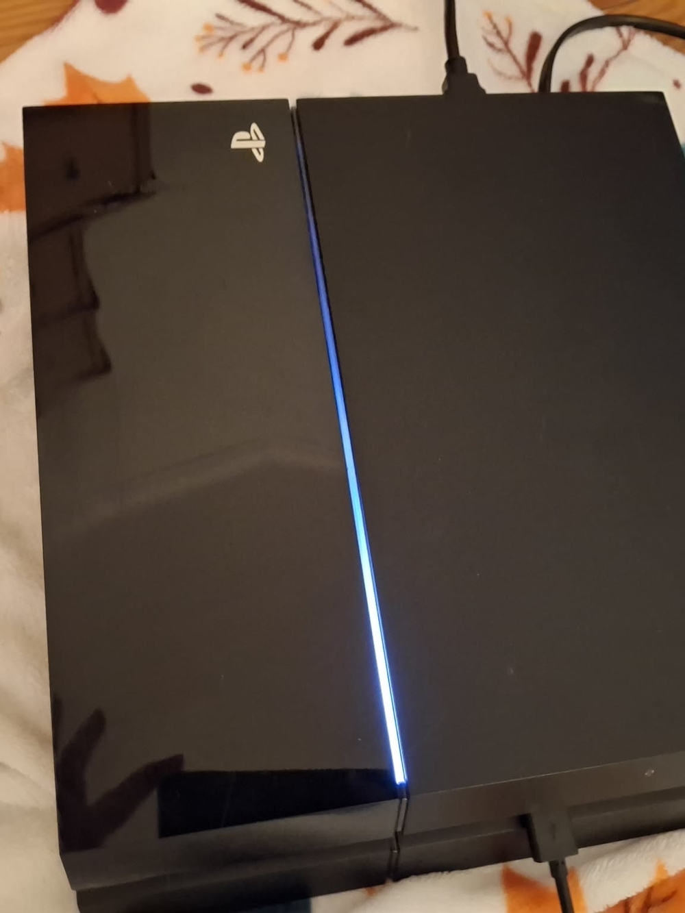 Sony Playstation 4 With Controller